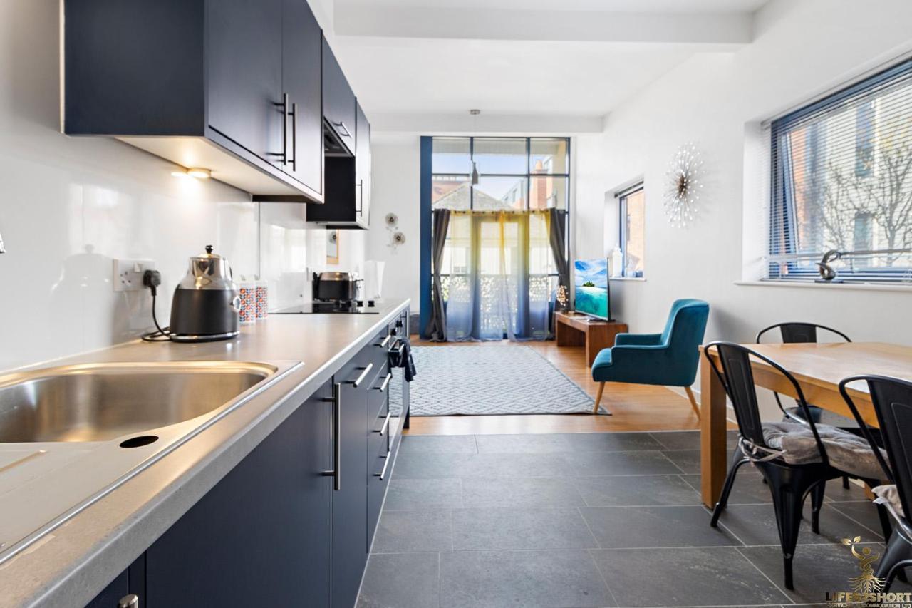 Smythen St, 2 Bed Apartment With Balcony Exeter Esterno foto
